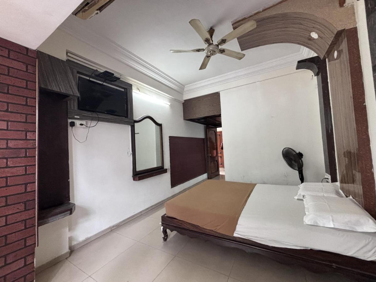 Hotel Raj Empire Mysore Ngoại thất bức ảnh